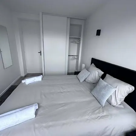 Acces Rapide A Paris & Avec Parking Apartment Maisons-Alfort